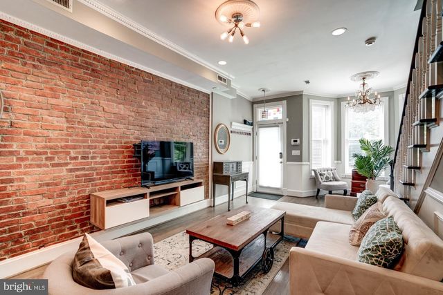 1016 G ST SE, Washington, DC 20003