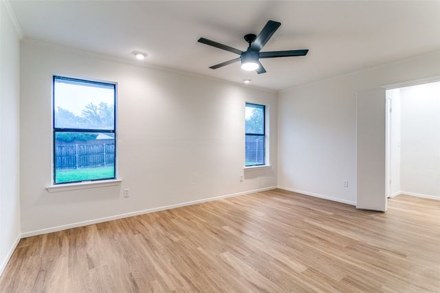 2627 Winterlake Drive, Carrollton, TX 75006