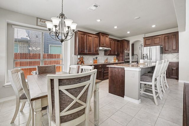 4406 Dandelion Lane, Midlothian, TX 76065