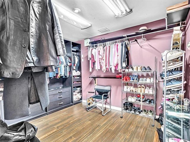 15555 Old Cutler Rd, Palmetto Bay, FL 33157