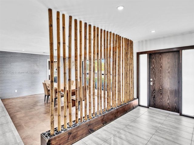 15555 Old Cutler Rd, Palmetto Bay, FL 33157