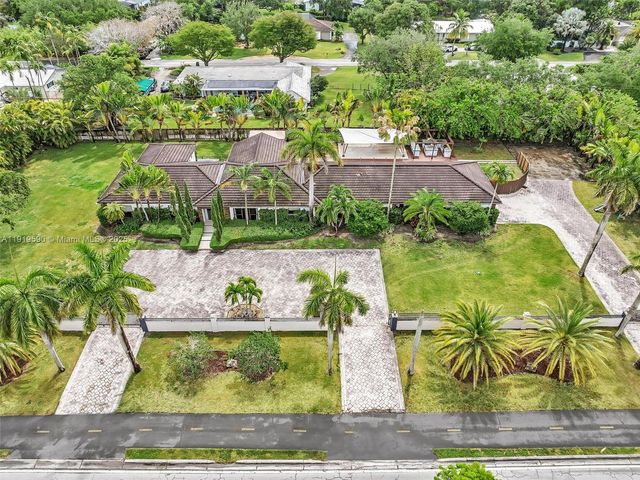15555 Old Cutler Rd, Palmetto Bay, FL 33157
