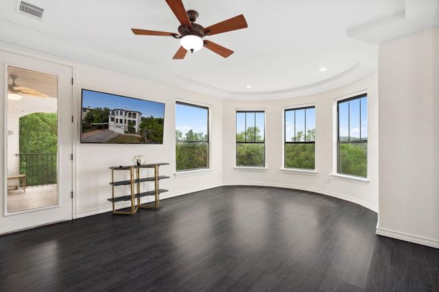 8117 Joy RD, Volente, TX 78641