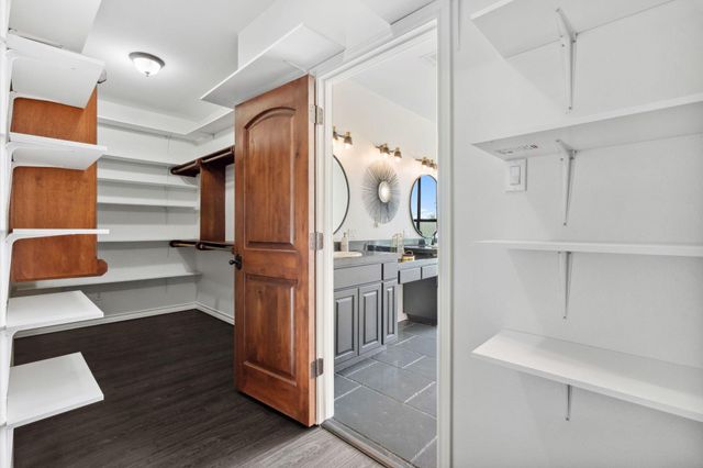 8117 Joy RD, Volente, TX 78641