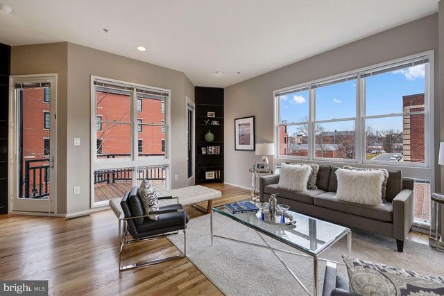 1662 N QUINN ST N, Arlington, VA 22209