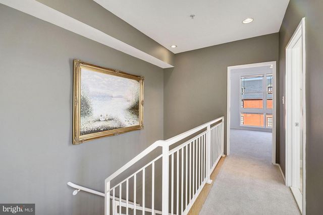 1662 N QUINN ST N, Arlington, VA 22209