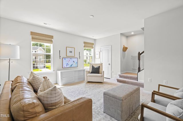 6607 Pathfinder Way, Raleigh, NC 27616