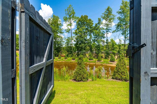 6607 Pathfinder Way, Raleigh, NC 27616