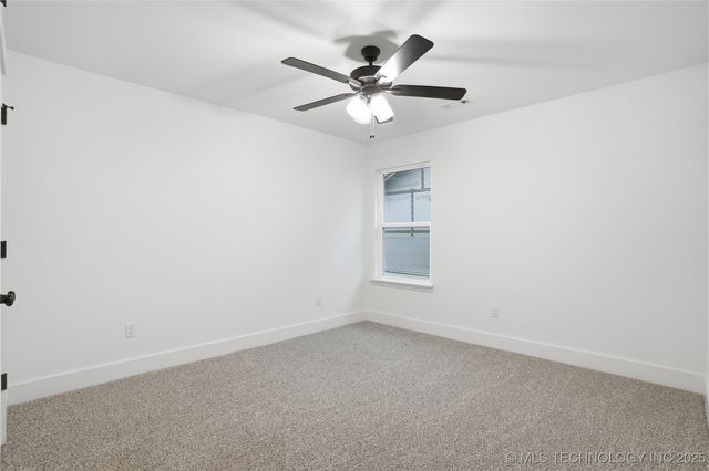 2069 E 130th Street S, Jenks, OK 74037