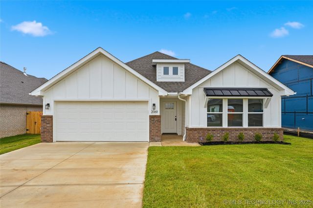 2069 E 130th Street S, Jenks, OK 74037