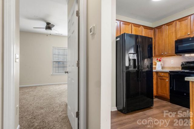 10457 Stokeshill Court, Pineville, NC 28134