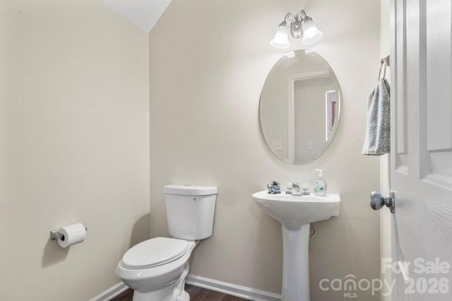 10457 Stokeshill Court, Pineville, NC 28134