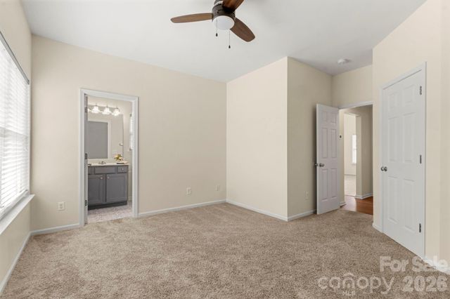 10457 Stokeshill Court, Pineville, NC 28134