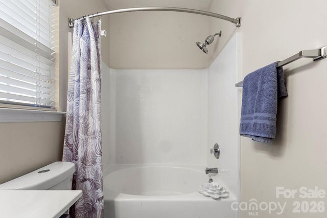 10457 Stokeshill Court, Pineville, NC 28134