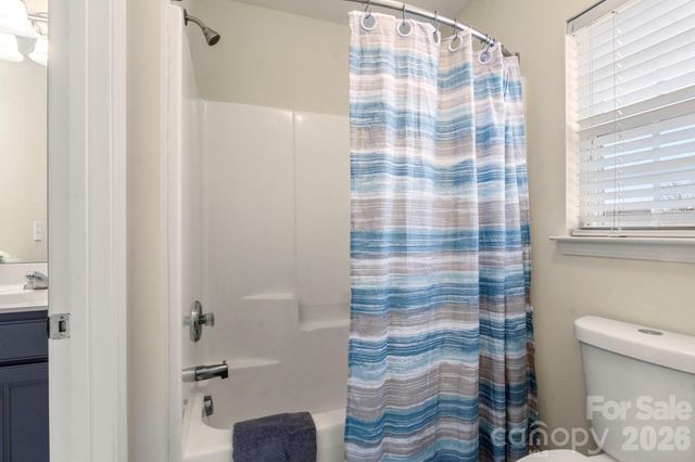 10457 Stokeshill Court, Pineville, NC 28134