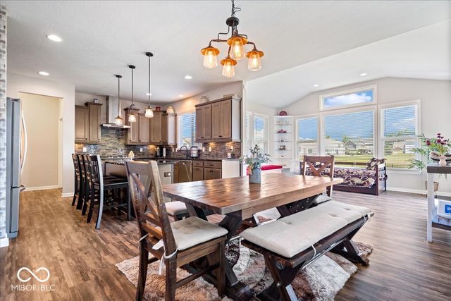 8436 Brookhaven Lane, Avon, IN 46123
