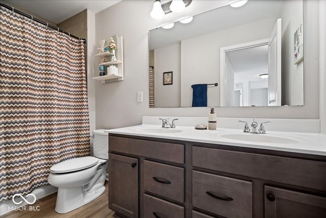8436 Brookhaven Lane, Avon, IN 46123