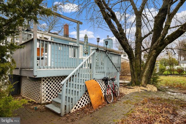 12 KESTER DR, Edison, NJ 08817