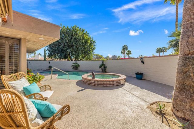 69 Dartmouth Drive, Rancho Mirage, CA 92270