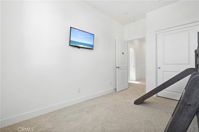 27321 Great Divide Lane, Valencia, CA 91381