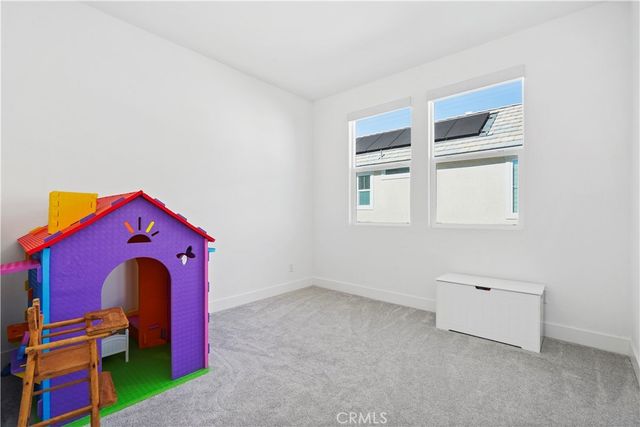 27321 Great Divide Lane, Valencia, CA 91381