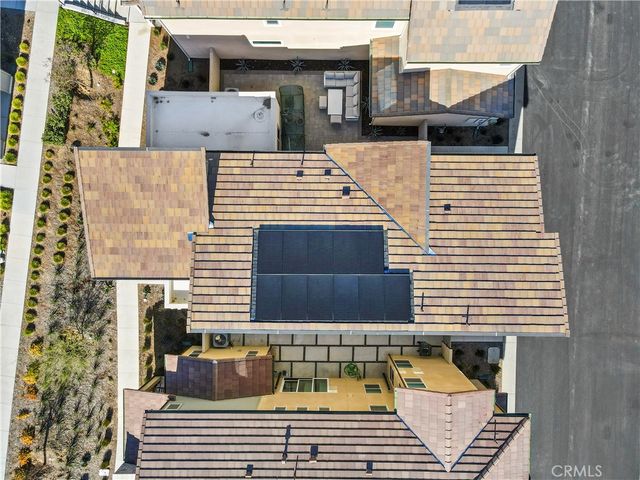 27321 Great Divide Lane, Valencia, CA 91381