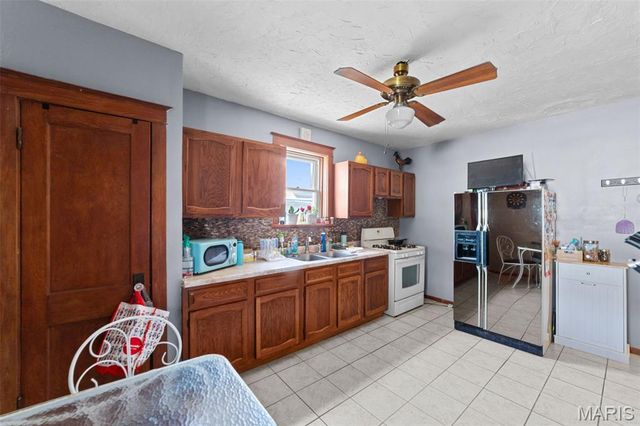 6075 Hartford Street, St Louis, MO 63139