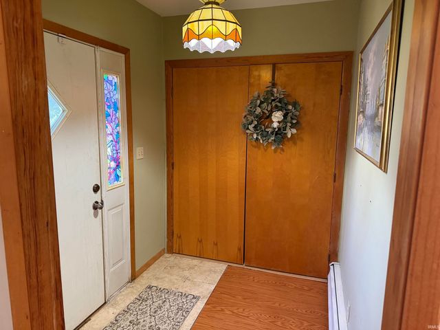 20911 S Lake Drive, Walkerton, IN 46574