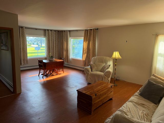 20911 S Lake Drive, Walkerton, IN 46574