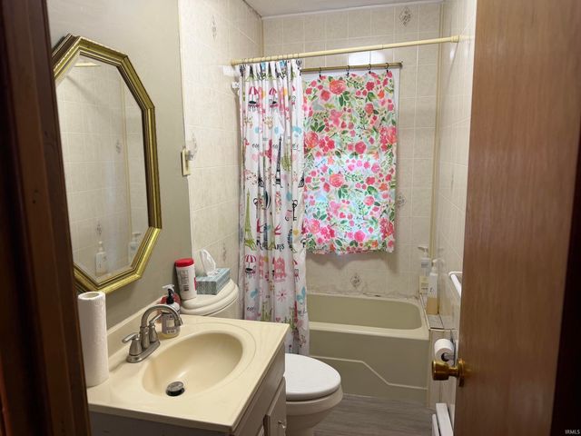 20911 S Lake Drive, Walkerton, IN 46574