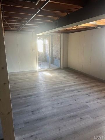 262 Meadowbrook Drive, Farmington, MO 63640