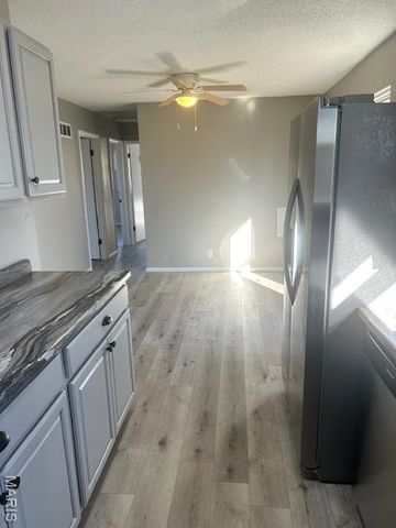 262 Meadowbrook Drive, Farmington, MO 63640