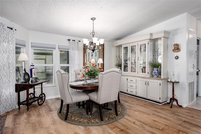 8520 COUNTESS AVENUE CIRCLE, Palmetto, FL 34221