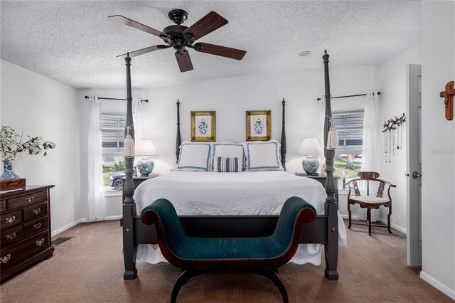 8520 COUNTESS AVENUE CIRCLE, Palmetto, FL 34221