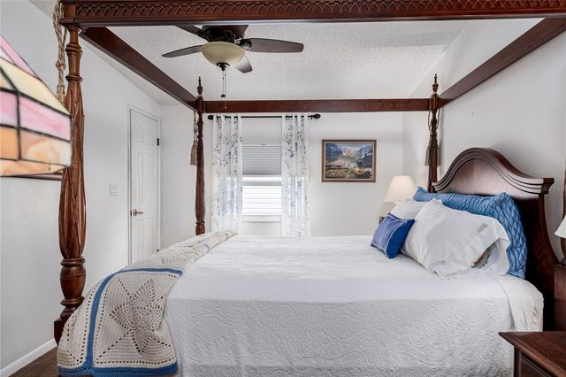 8520 COUNTESS AVENUE CIRCLE, Palmetto, FL 34221