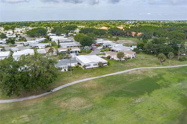 8520 COUNTESS AVENUE CIRCLE, Palmetto, FL 34221