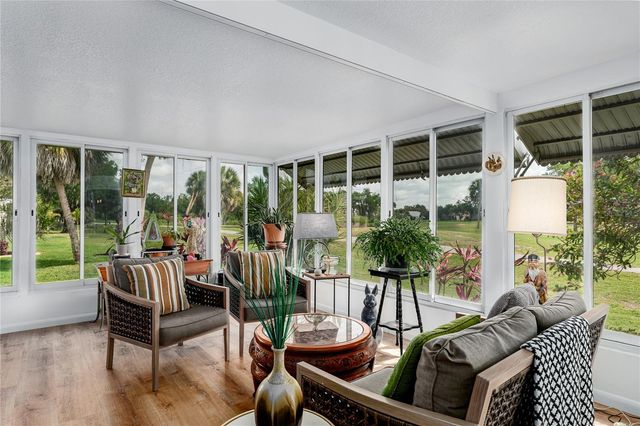 8520 COUNTESS AVENUE CIRCLE, Palmetto, FL 34221