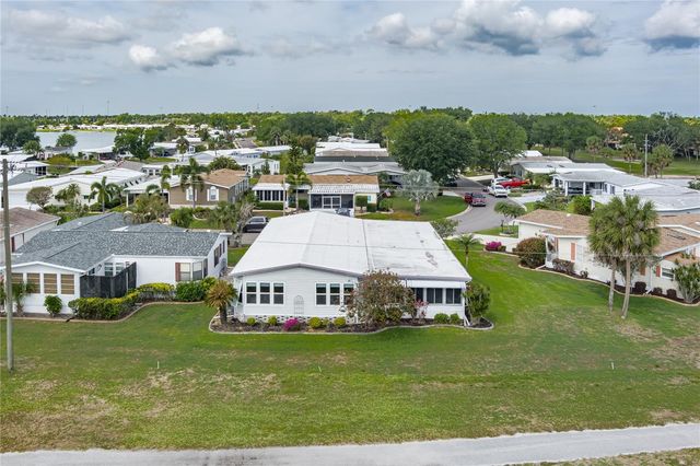 8520 COUNTESS AVENUE CIRCLE, Palmetto, FL 34221