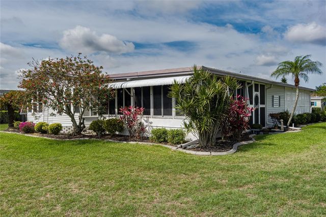 8520 COUNTESS AVENUE CIRCLE, Palmetto, FL 34221