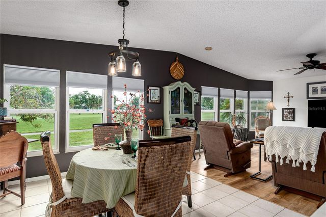 8520 COUNTESS AVENUE CIRCLE, Palmetto, FL 34221