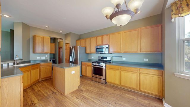 1486 W Grand Haven Road, Romeoville, IL 60446