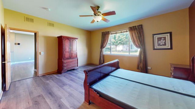 1486 W Grand Haven Road, Romeoville, IL 60446