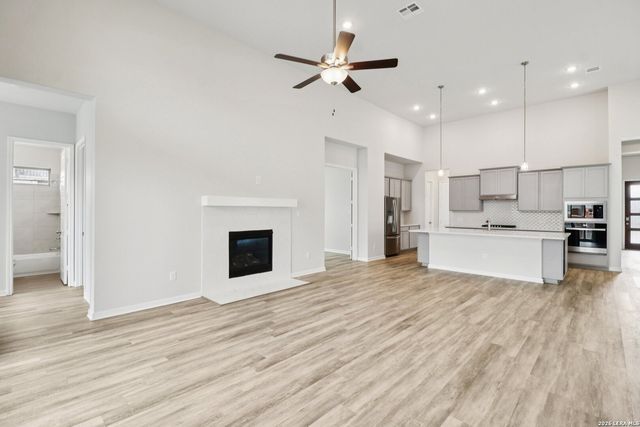 9717 Van Horn, San Antonio, TX 78254