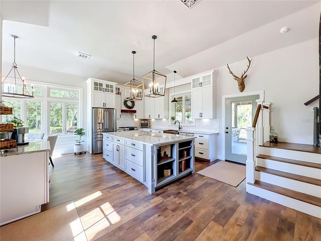 2291 WACCASSA STREET, Geneva, FL 32732