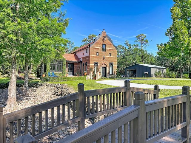 2291 WACCASSA STREET, Geneva, FL 32732