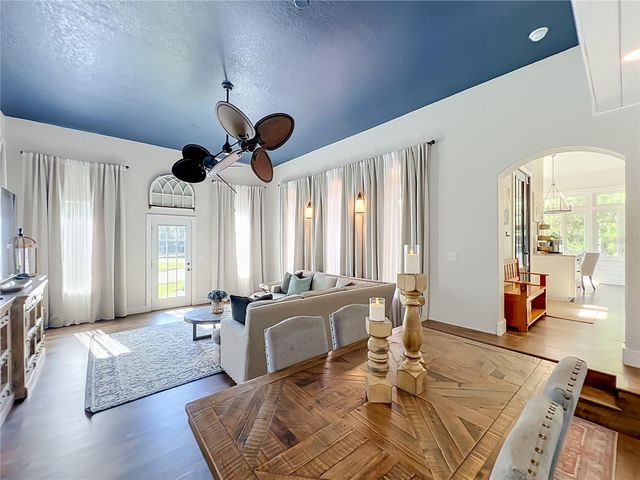 2291 WACCASSA STREET, Geneva, FL 32732