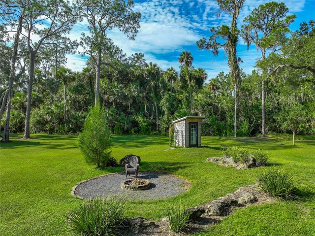 2291 WACCASSA STREET, Geneva, FL 32732