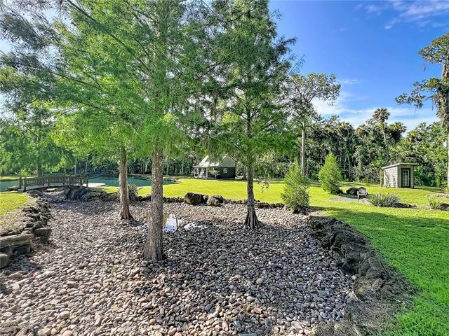 2291 WACCASSA STREET, Geneva, FL 32732