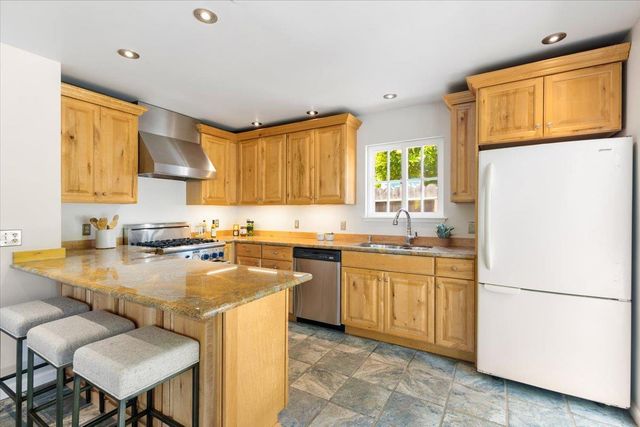 226 N Fremont Street, San Mateo, CA 94401