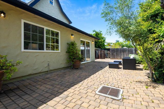 226 N Fremont Street, San Mateo, CA 94401